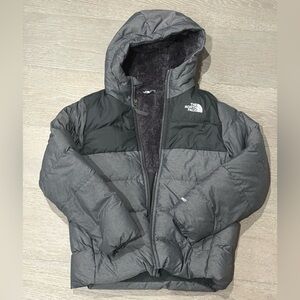 The North Face Kids Boys Moondoggy hooded down puffer jacket Medium 10-12